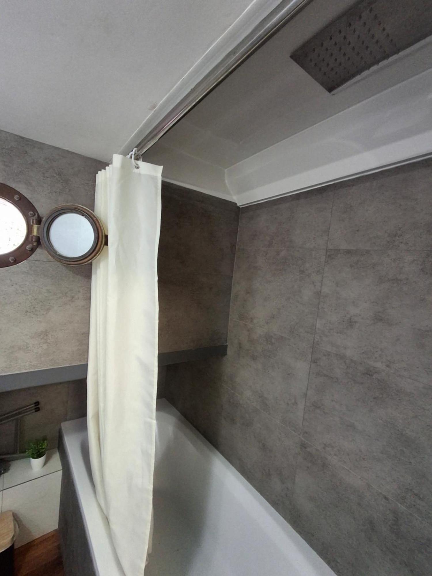 Appartement Atypique Independant Sur Peniche Мец Екстериор снимка